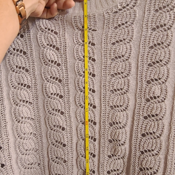 American Eagle Outfitters Women's Cream Sweater - Picture 5 of 6